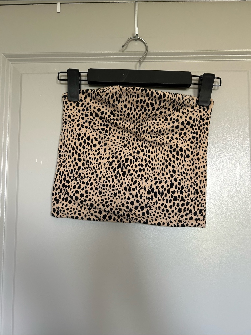 Brandy Melville Beige and Black Animal Print Crop Top